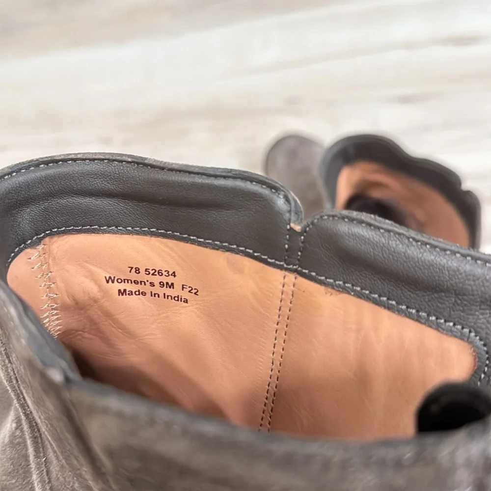 Johnston & Murphy Darby Back-Zip Bootie In Gray - Picture 8 of 9